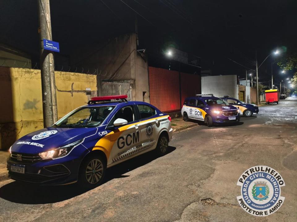 Foto 3 de 3 — Menor atira contra GCM e é capturado em mata após perseguição em Araraquara